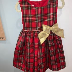Plaid Holiday Dress with gold bow 🎁 Christmas